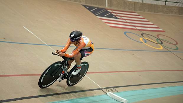 evie-stevens-cylcing-record-holder-960.jpg