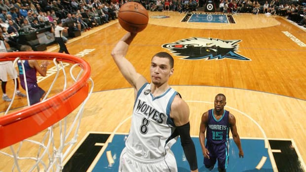 zach-lavine-timberwolves-dunk.jpg