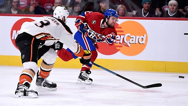 Ducks-Canadiens-Richard-Wolowicz.jpg