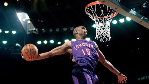 vince-carter-tracy-mcgrady-dunk-contest.jpg