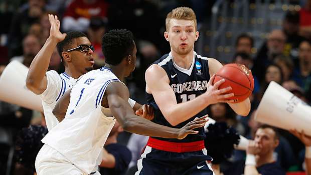 gonzaga-beats-seton-hall-domantas-sabonis.jpg