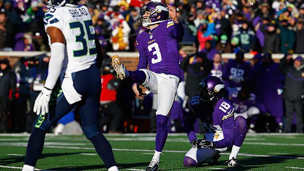 blair-walsh-minnesota-vikings-wild-card-loss-seattle-seahawks.jpg
