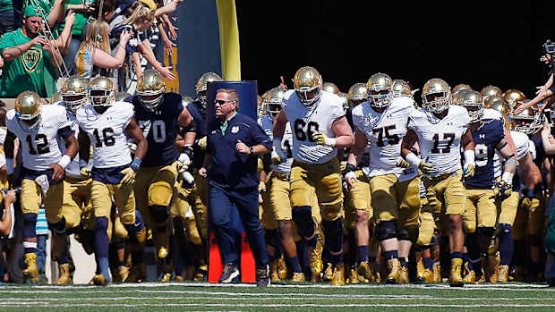 brian-kelly-notre-dame-fighting-irish-football-2016-preview.jpg