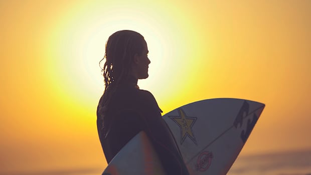 courtney-conlogue-world-surf-league-title-race-surfing-960.jpg