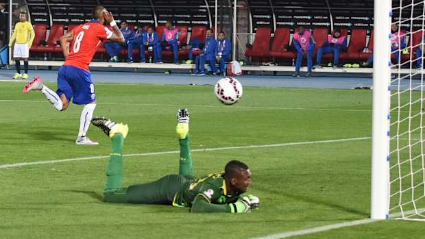 chile-beats-ecuador-copa-america-opener.jpg