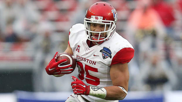kenneth-farrow-houston-pittsburgh-armed-forces-bowl.jpg