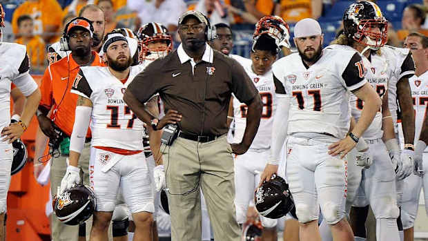 Bowling Green coach Dino Babers gambled on himself and it's paying off in big way