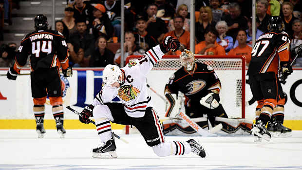 toews-blackhawks-game-7-goal-celebration.jpg