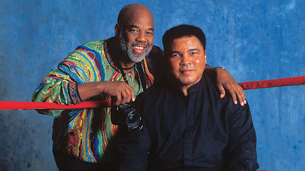 Muhammad-Ali-Howard-Bingham-Frank-DeFord.jpg