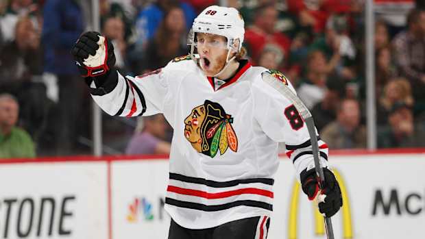 blackhawks-beat-wild-game-4.jpg