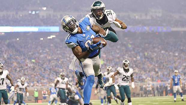 nfl-week-12-thanksgiving-day-calvin-johnson-eric-rowe.jpg
