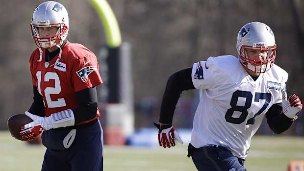 brady-gronkowski.jpg
