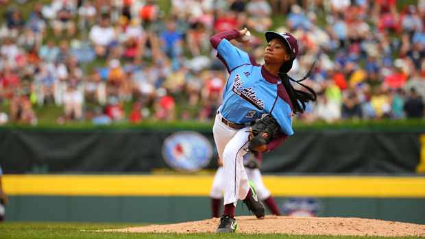 mone-davis-lead.jpg