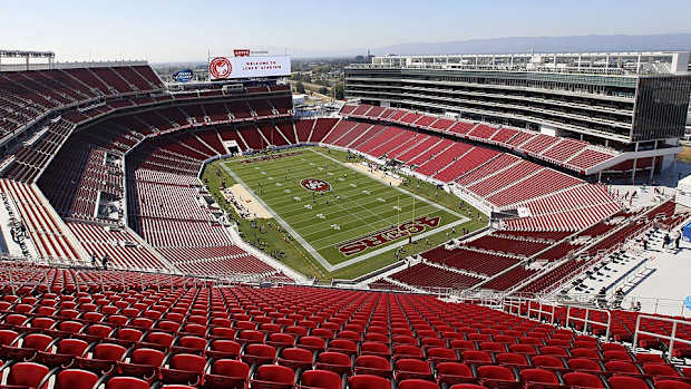 Levi's Stadium 49ers Des Hague dog abuse