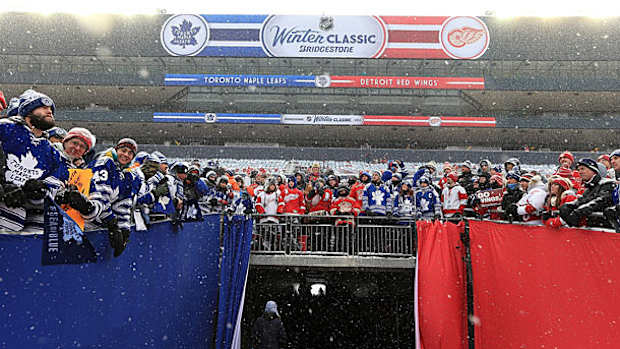 winter-classic-fans.jpg