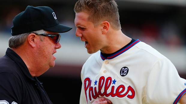 Papelbon_JoeWest_MLB_960.jpg
