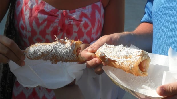 FUNNEL DOGS HEADER.jpg