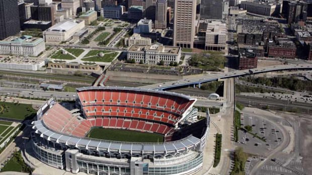 cleveland-stadium.jpg