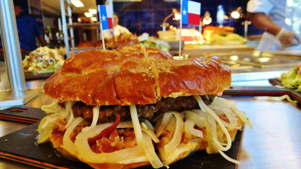 beltre buster burger.jpg