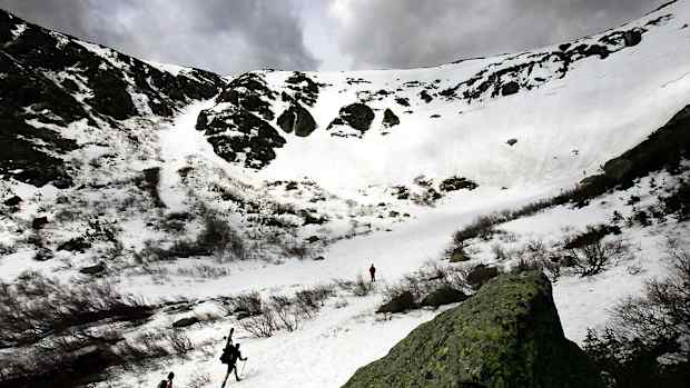 tuckerman-ravine-extreme-skiing-960_0.jpg
