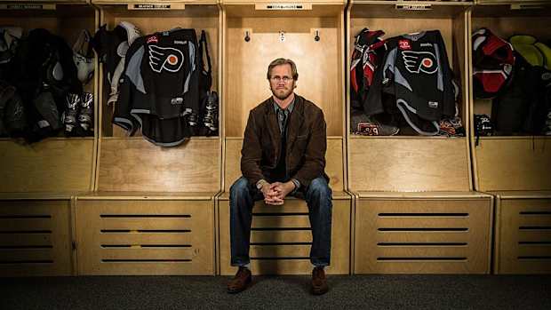 Chris-Pronger-top-Michael-LeBrecht.jpg