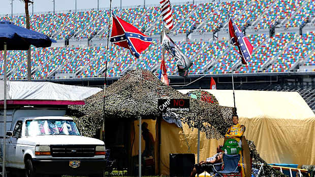 nascar-confederate-flag-markland.jpg