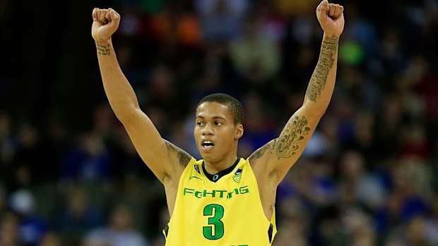 Joseph Young Oregon beats Oklahoma State