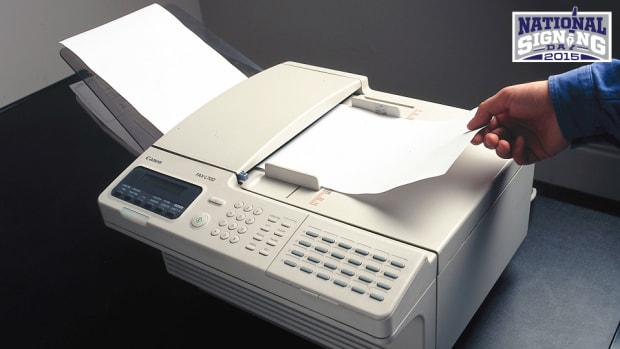 fax-machine-national-signing-day-college-football-recruiting.jpg