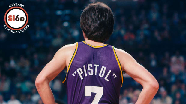 Pete Maravich top