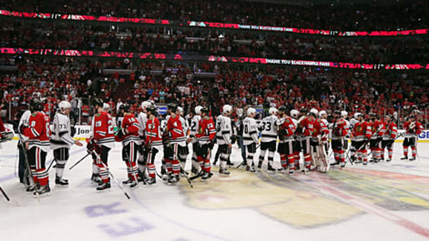 blackhawks-kings-line.jpg