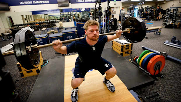 mlb-weights-lead.jpg