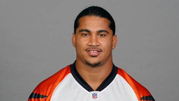 dequin-evans-suspended.jpg