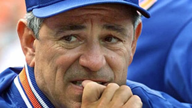 bobby-valentine-ap2.jpg