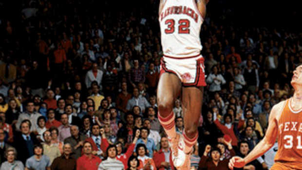 sidney-moncrief.jpg