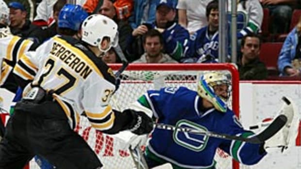 roberto-luongo.jpg