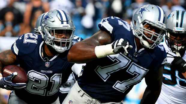 Ezekiel-Elliott-Cowboys-contracts-Zeke-Tyron-Smith-GettyImages-1030137458
