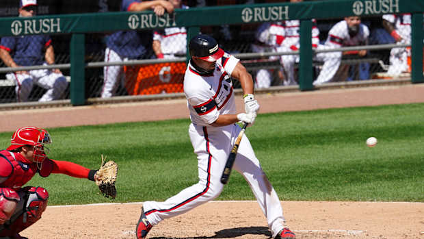 José Abreu 4 str HR v STL 2020-08-16 (Mike Dinovo) USATSI_14750333