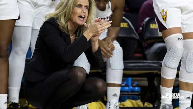 ASU_Womens_Basketball_Collaborated_in_Ph-5f56f8b171c30002b05d6233_Sep_08_2020_3_29_47
