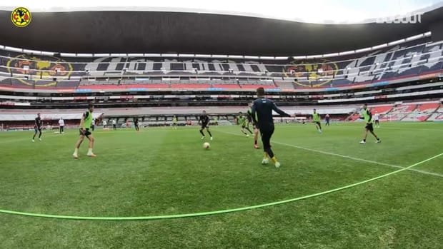 Club América prepare for the Mexican Clásico at the Estadio Azteca