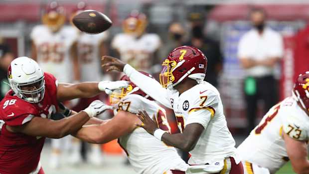 Dwayne Haskins Throw AZ Mark J. Rebilas-USA TODAY Sports