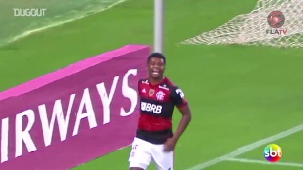 Flamengo beat  Independiente del Valle at Maracanã