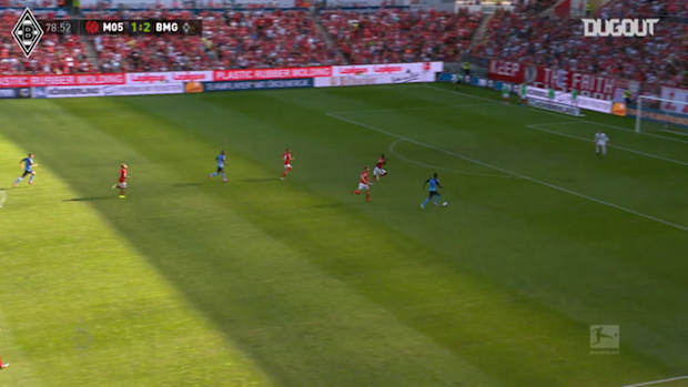 Breel Embolo's first Borussia Monchengladbach goal