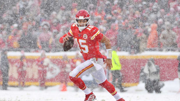Dec 15, 2019; Kansas City, MO, USA; Kansas City Chiefs quarterback Patrick Mahomes (15) looks to pass during the second half against the Denver Broncos at Arrowhead Stadium. Mandatory Credit: Denny Medley-USA TODAY Sports