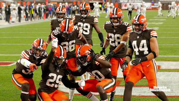 Cleveland Browns Trade Deadline Strategy