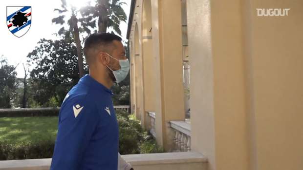 Sampdoria wear masks for 2020-21 team photo