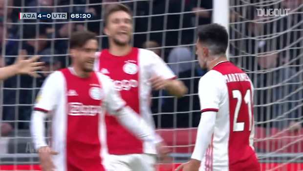 Lisandro Martinez finds the net to help Ajax beat Utrecht