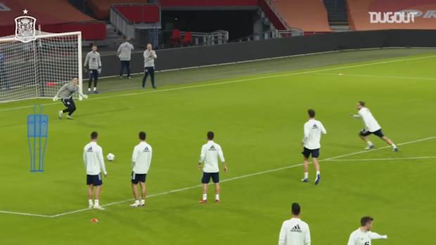 Finishing practice in Spain training