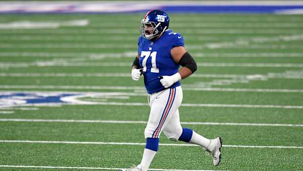 New York Giants guard Will Hernandez (71) runs onto the field to play a snap against the Philadelphia Eagles in the second half. The Giants defeat the Eagles, 27-17, at MetLife Stadium on Sunday, Nov. 15, 2020.