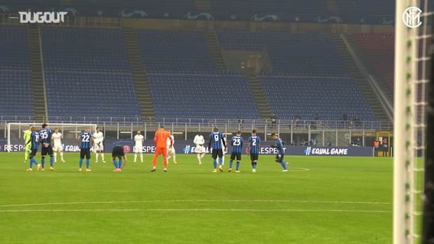 The minute of silence in memory of Maradona in Inter vs Real Madrid