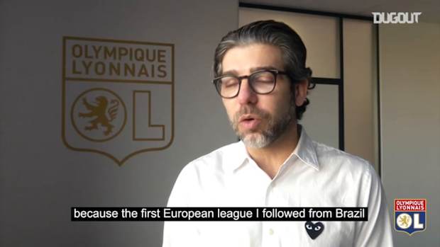 Juninho : "Maradona is unique"